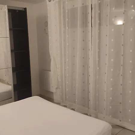 T2 Front De Et Piscine - Pieds Dans L'eau سُت